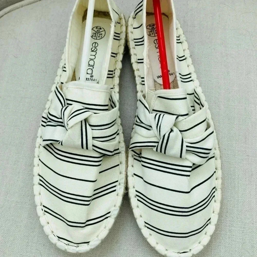 Esmara canvas New espadrilles size 9 1/2 preppy beige with tie on top